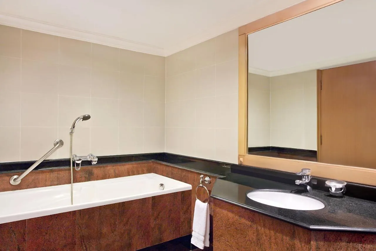Le Meridien Kochi Resort