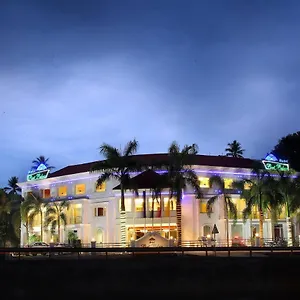 4* Hotel Port Palace